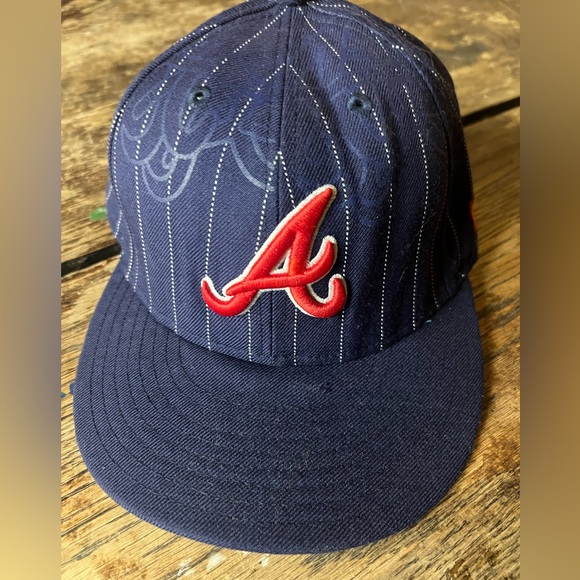 Size 8 Braves New Era 59fifty hat - Picture 1 of 6